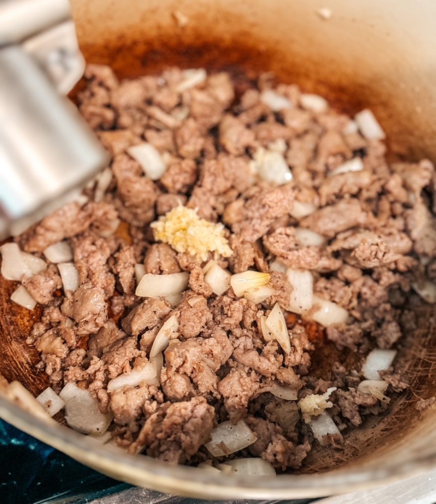 Italian Sausage and Shells Soup - add the garlic