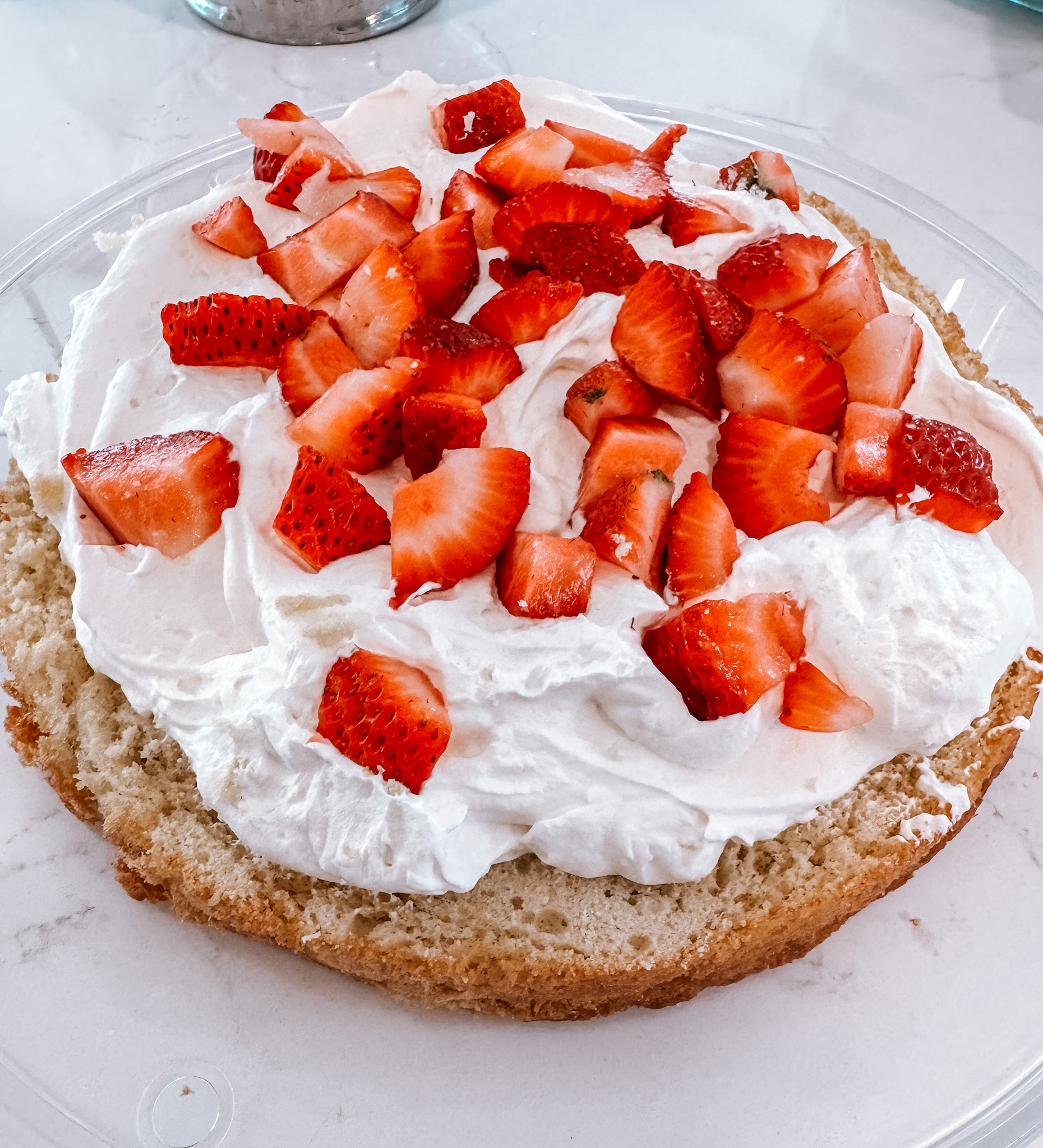 Assemble the cake - Finnish Strawberry Cake
