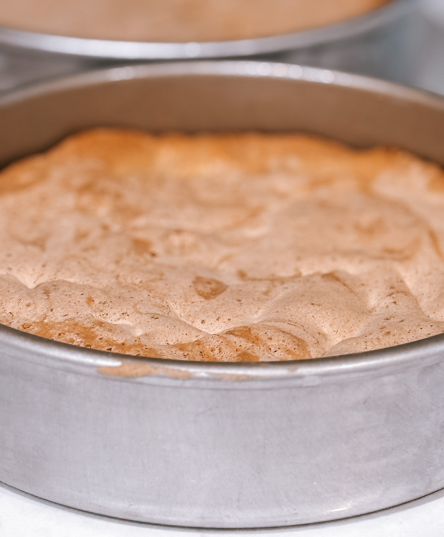 Finnish Strawberry Cake - bake the cake